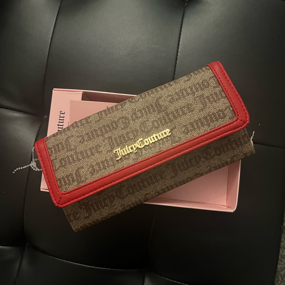 Juicy Couture continental wallet. NIB